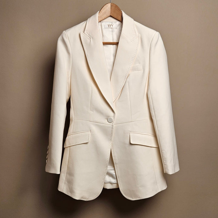 The Fashion Vault Collection Tailored White Suit