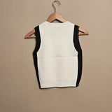 Flower knit sleeveless sweater white