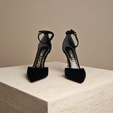 Chain Trimmed Velvet Black Pump