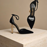 Chain Trimmed Velvet Black Pump