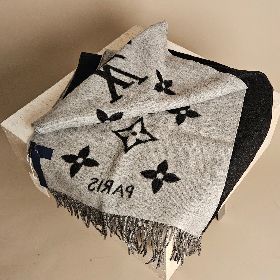 Louis Vuitton- Reykjavik Cashmere scarf