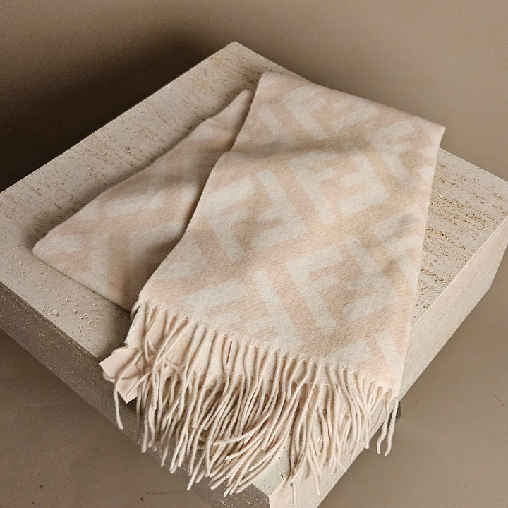 FENDI- Ff Logo Jacquard Cashmere Scarf In Beige