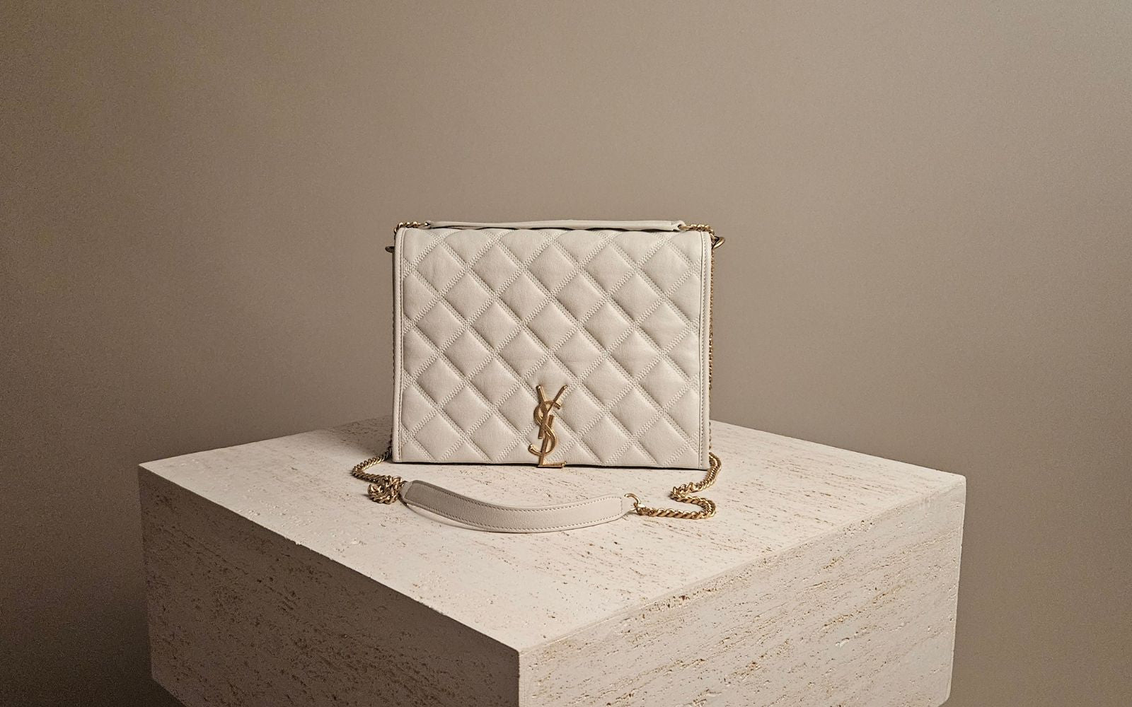 Jimmy Choo – THE FASHION VAULT